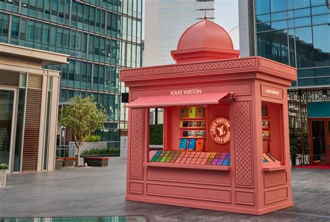 louis vuitton kiosk